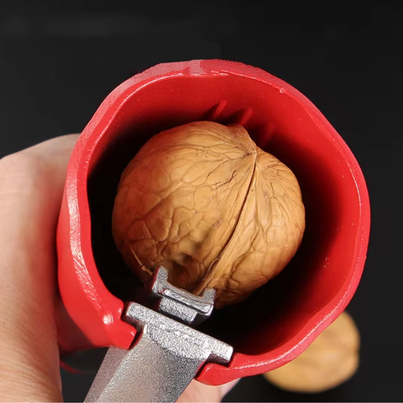 1+1 Gratis | EasyNut™ - Knackt jede Nuss mit minimalem Kraftaufwand