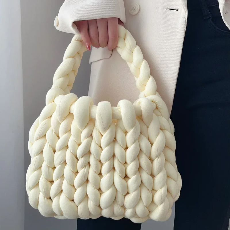 KnitCarry™ | Stilvolles Tragen in Freiheit
