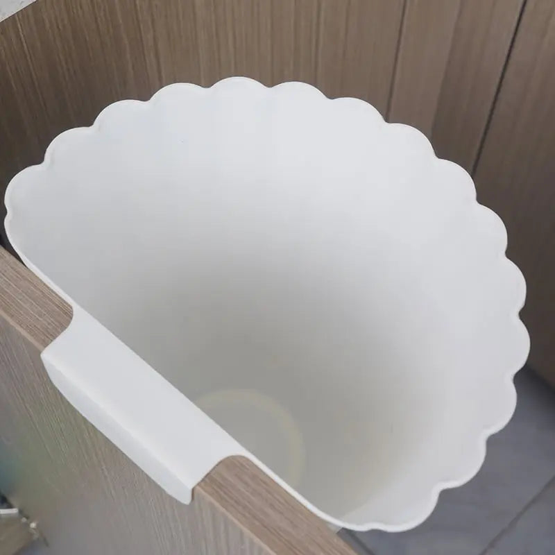 BloomBin™ | Hängender Abfalleimer – Platzsparender Küchenmülleimer mit Clip-Design