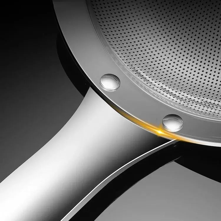 Siftly™ | Hochwertiges Edelstahlsieb fein – Perfekt zum Filtern & Abtropfen