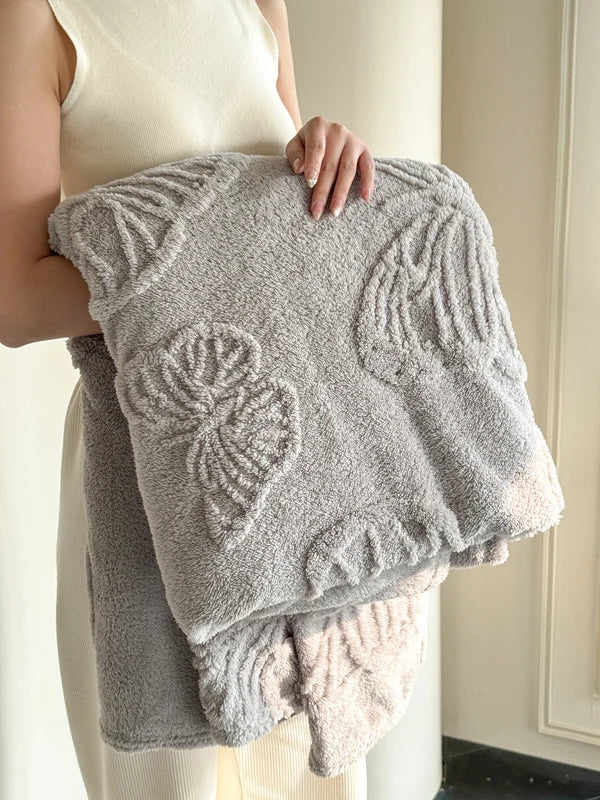 Fleurière™ |Flanell-Decke 3D-Schmetterlingsdesign | Weich & Wärmend | Für Bett, Sofa & Camping