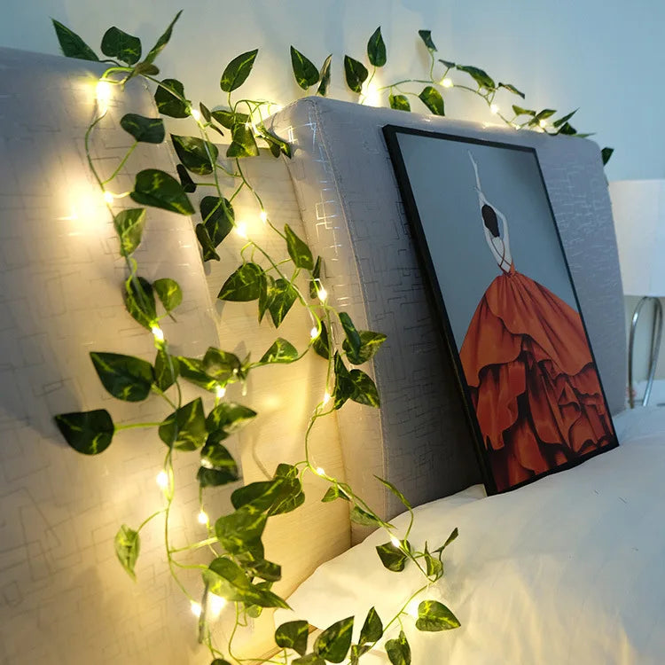 1+1 GRATIS | LumiVine™ | Leuchtende Efeu-Lichterkette
