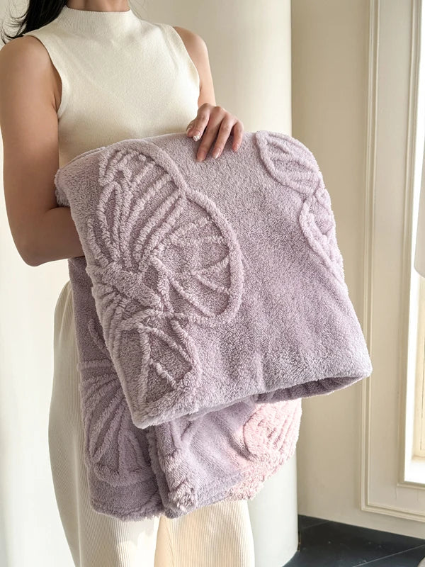 Fleurière™ |Flanell-Decke 3D-Schmetterlingsdesign | Weich & Wärmend | Für Bett, Sofa & Camping