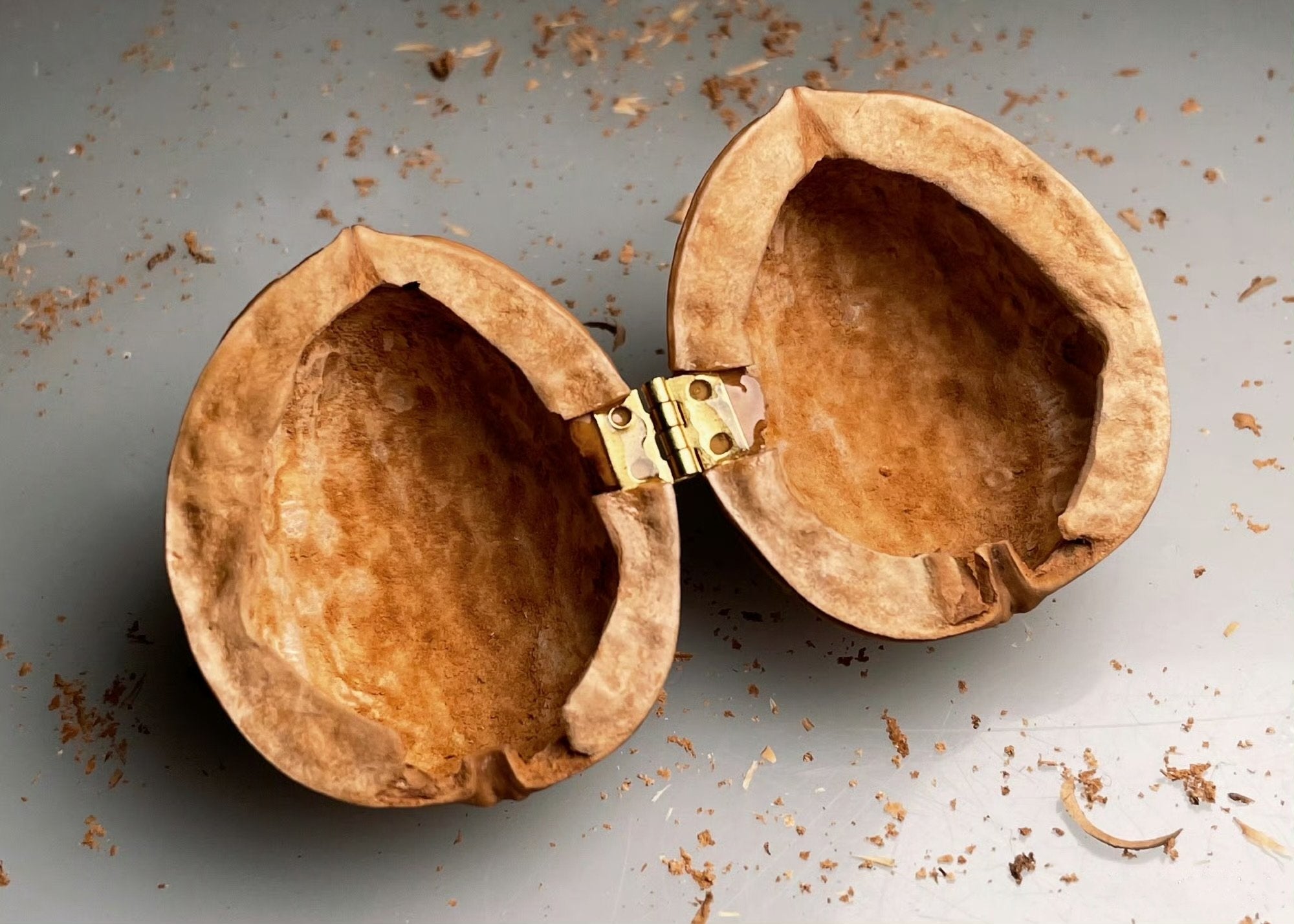 50% RABATT | WalnutCharm™ | Handgemachtes Walnussschalen-Puppenhaus