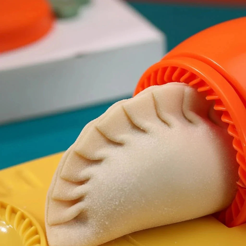 EasyFold™ | 2-in-1 Teigtaschenformer